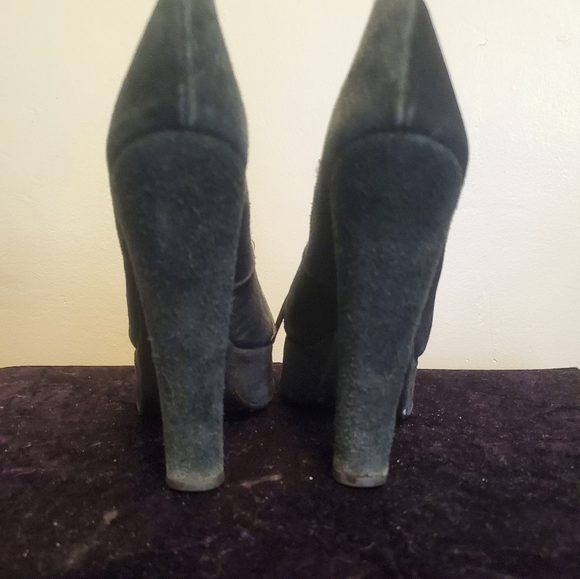 RARE VINTAGE FOX AND FLUEVOG HEELS - Picture 3 of 10